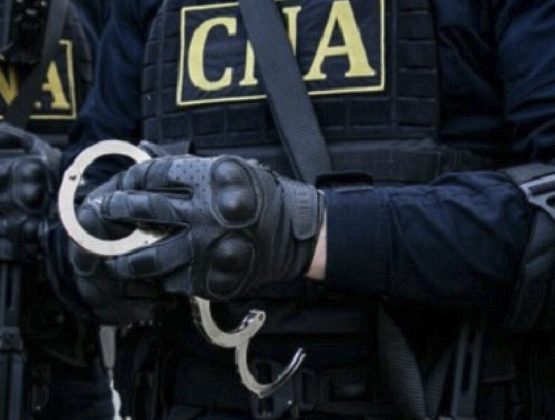 Мужчина задержан в Кагуле, сотрудниками НАЦ. Он подозревается, румынскими властями, в соучастие отмывания более 1 млн леев
