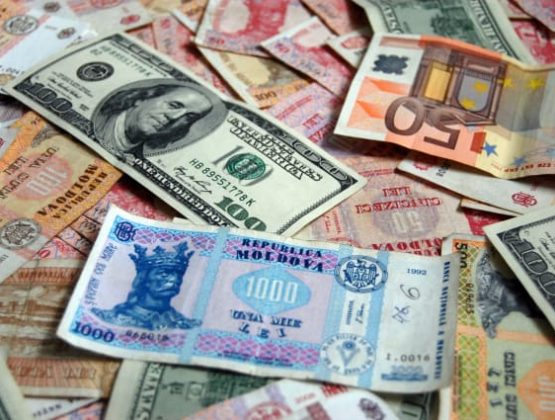 Сколько денег хранят в банках жители Молдовы?