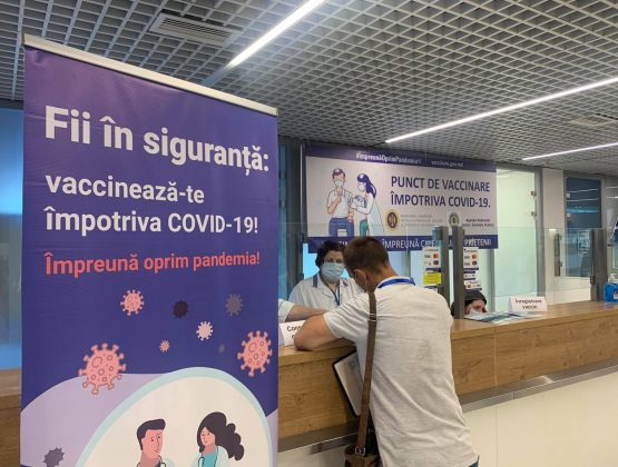 Вакцинироваться от коронавируса можно в аэропорту Кишинева
