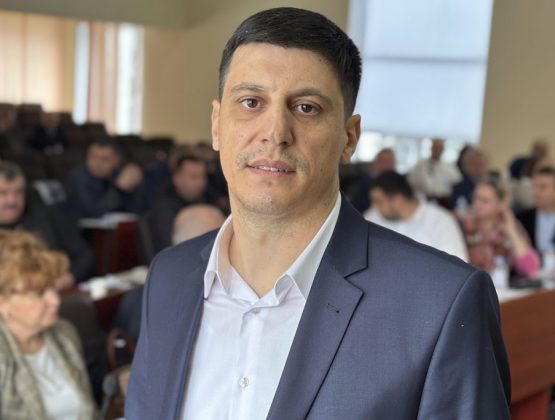 Состав руководства района Кагул : Павел Гроза был выбран председателем